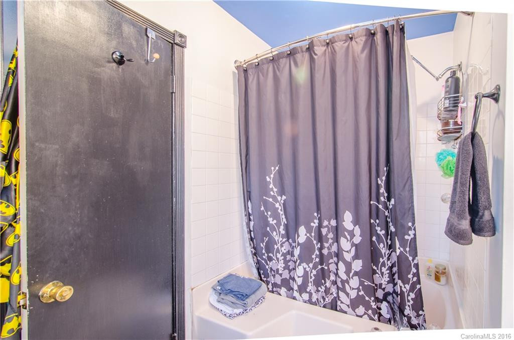 84 Lakeside Drive - Photo 6