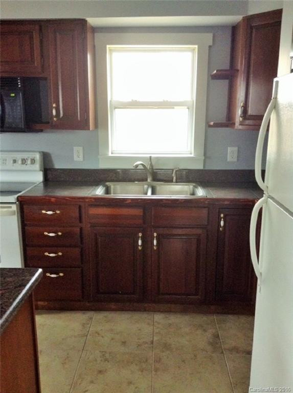 556 Deaverview Road - Photo 5