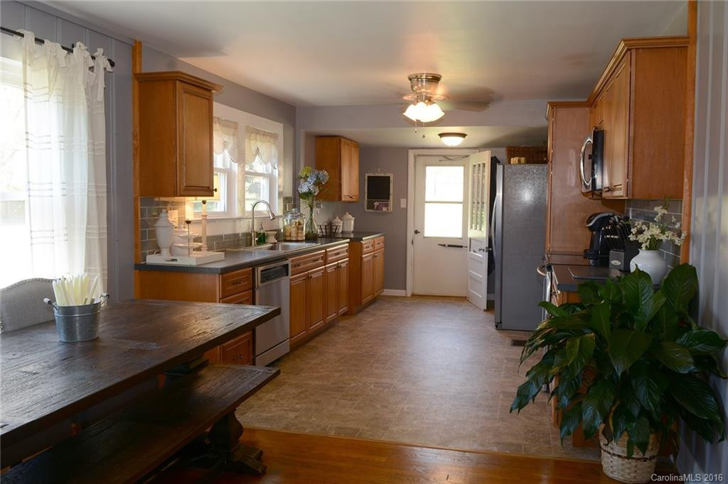 57 Nesbitt Street - Photo 8