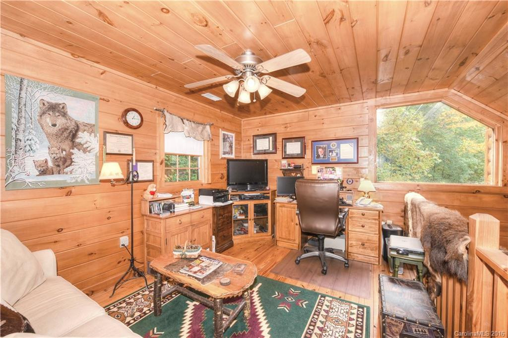1050 River Ridge Parkway - Photo 11