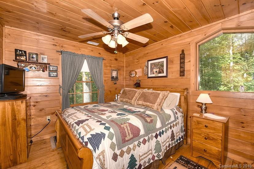 1050 River Ridge Parkway - Photo 5