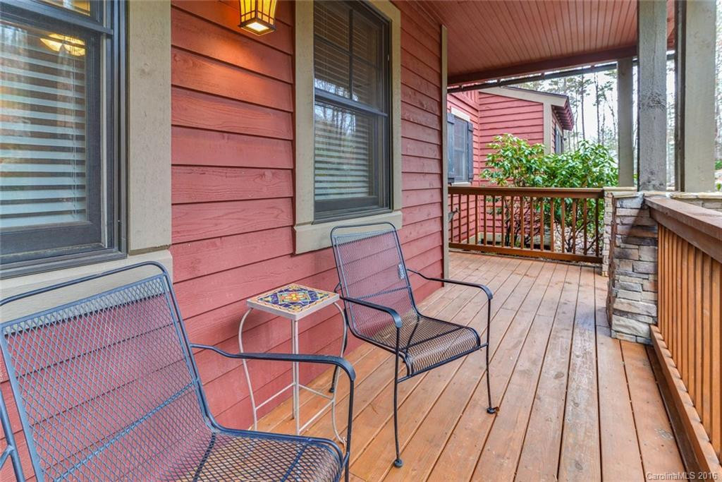 88 Woodbridge Drive - Photo 2