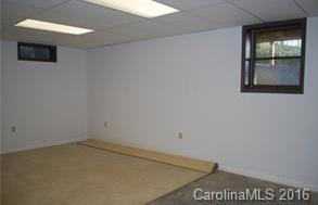 2688 Rosemount Road - Photo 16