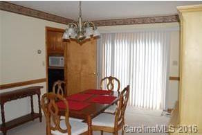 2688 Rosemount Road - Photo 5