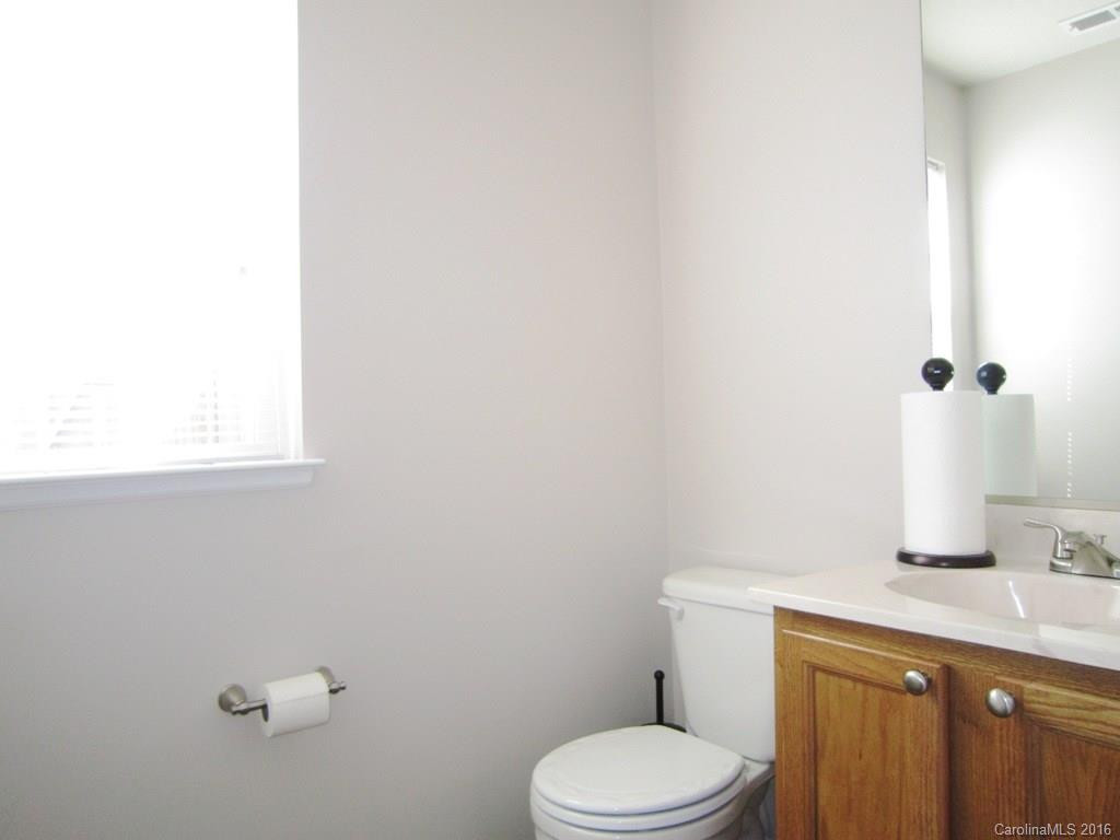 18 Yorktown Circle #18 - Photo 4