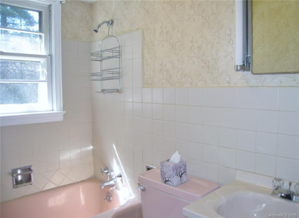 2509 Haywood Road #6-8 - Photo 7