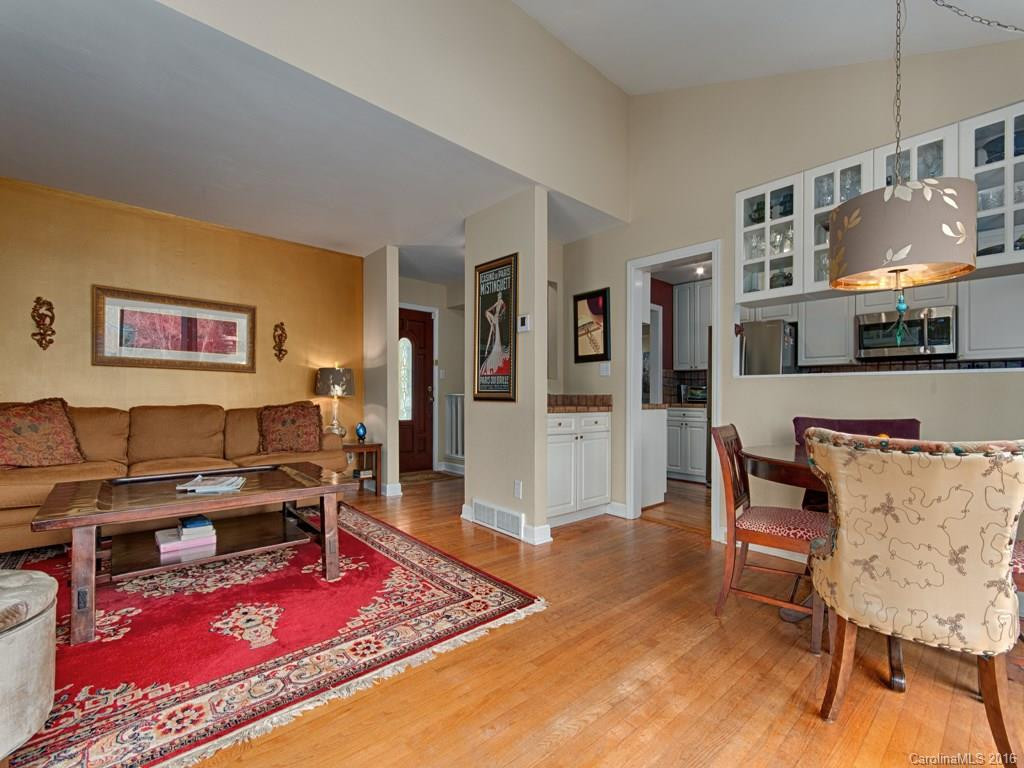 74 Plymouth Circle - Photo 8