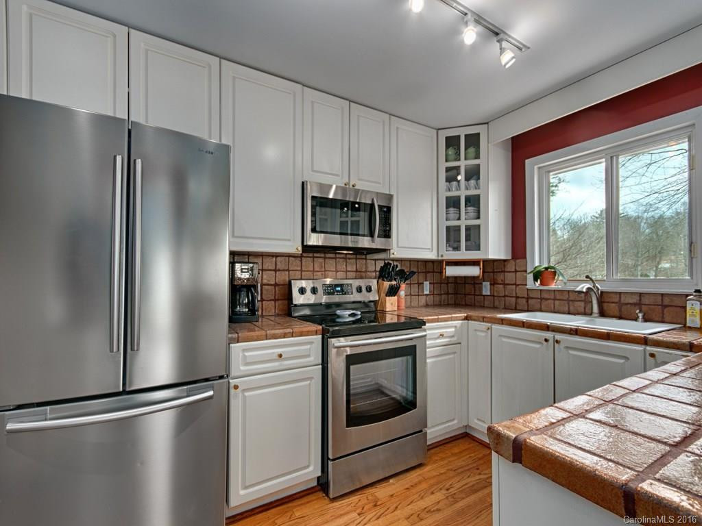 74 Plymouth Circle - Photo 9