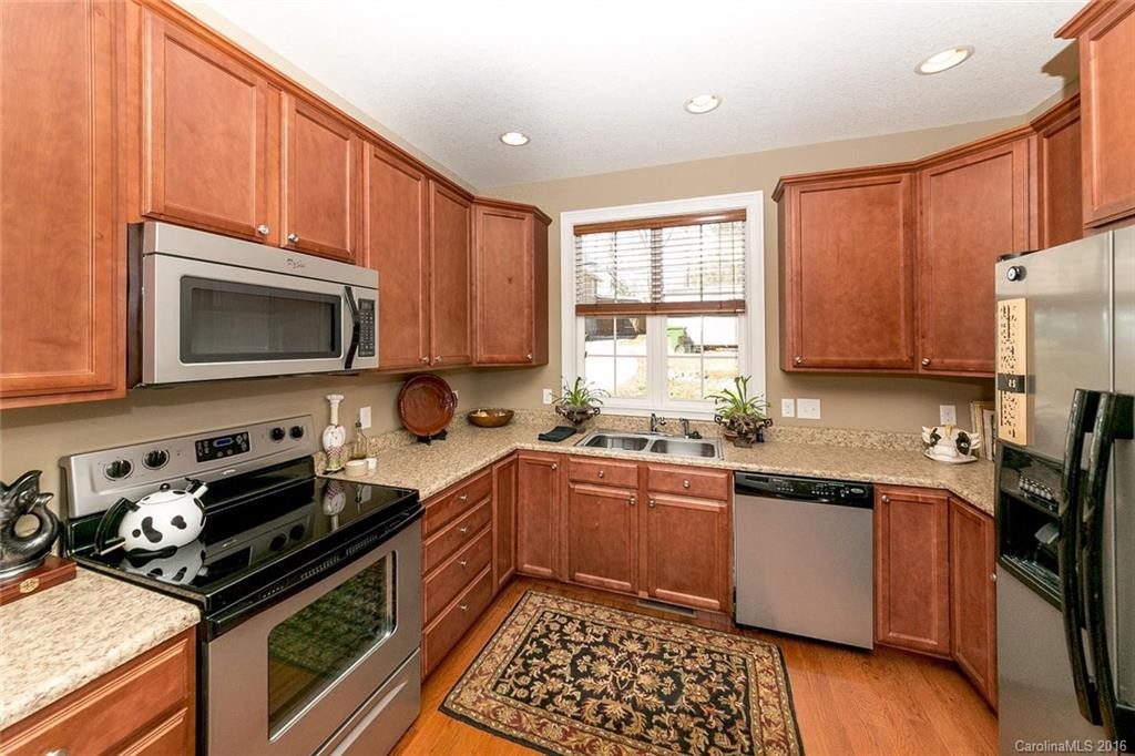 163 Peachtree Street - Photo 7