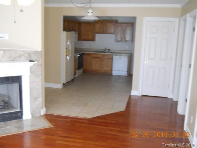 38 Queen Road #C - Photo 3