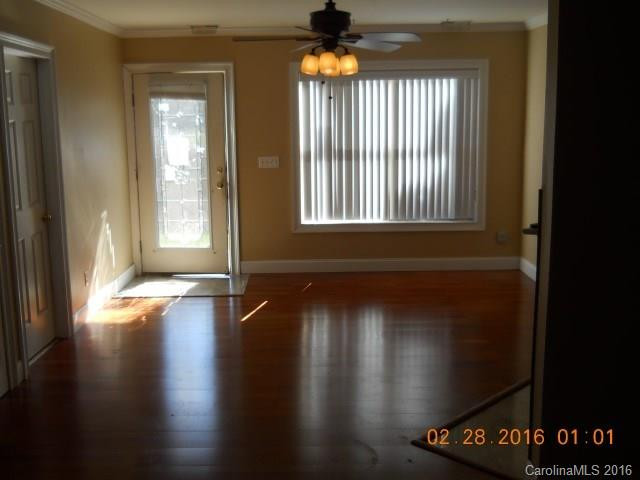 38 Queen Road #C - Photo 5