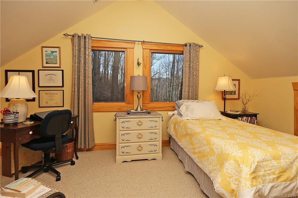 398 Sanctuary Road - Photo 12