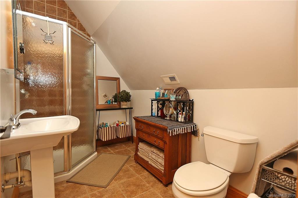 398 Sanctuary Road - Photo 14