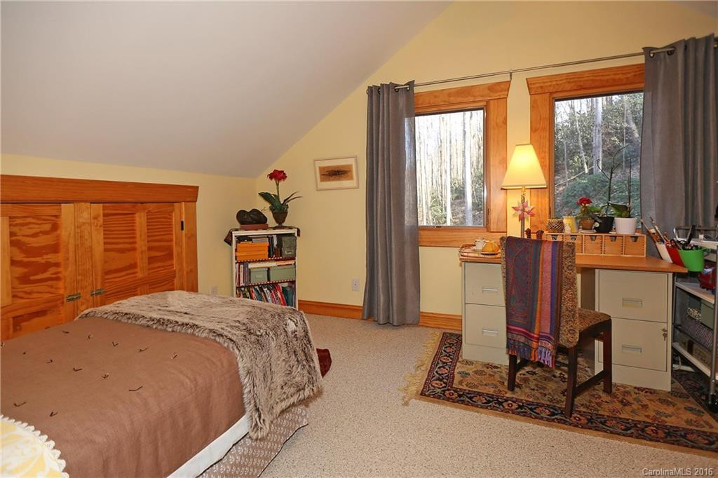 398 Sanctuary Road - Photo 16