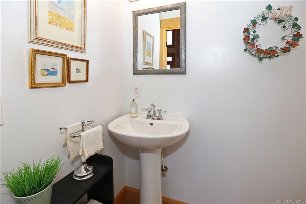 398 Sanctuary Road - Photo 17
