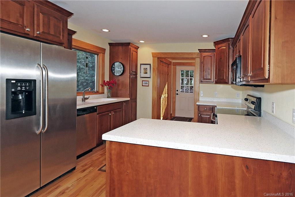 398 Sanctuary Road - Photo 7