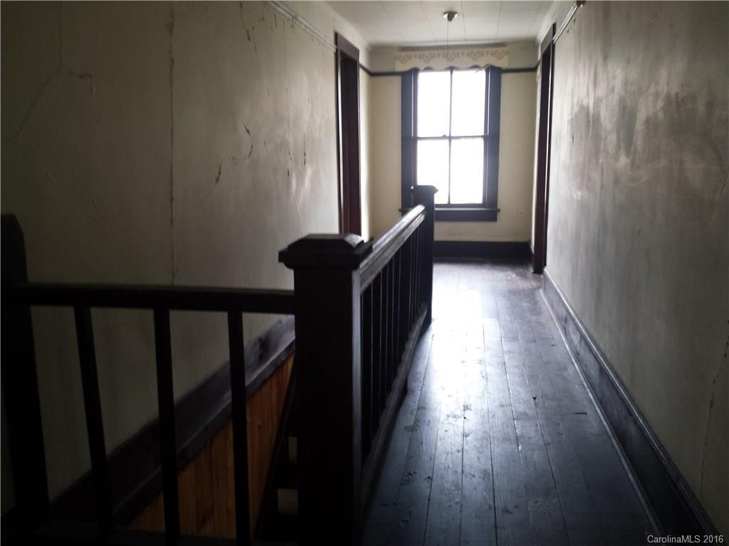 328 Main Street - Photo 12