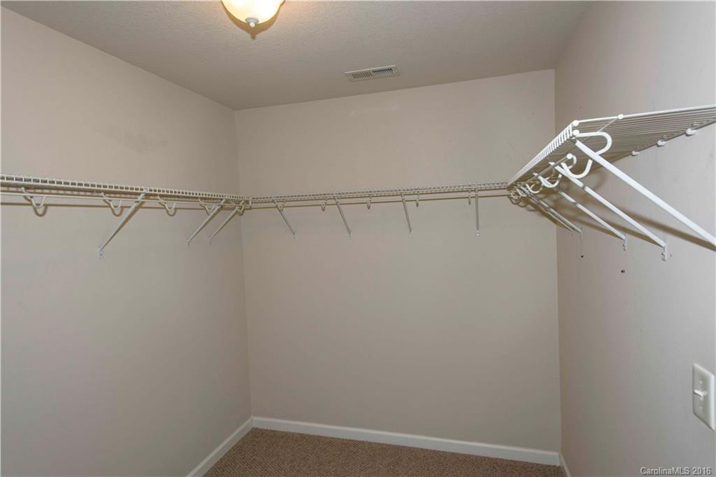 98 Sunny Meadows Boulevard #UNIT 46 BLD C-J - Photo 18