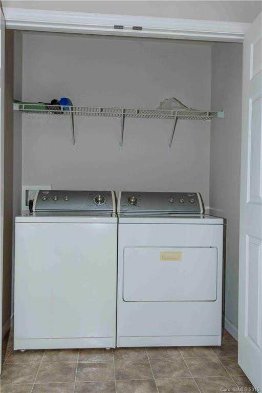 98 Sunny Meadows Boulevard #UNIT 46 BLD C-J - Photo 9