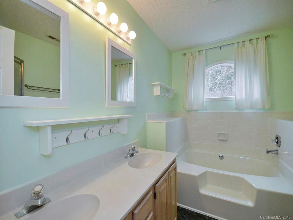 116 Hyacinth Lane - Photo 16