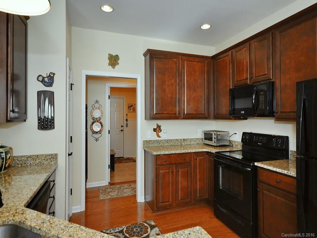 66 Brookstone Court - Photo 8