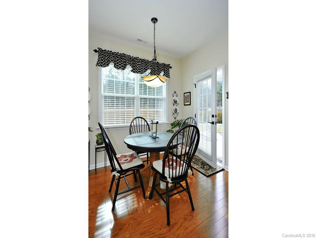 66 Brookstone Court - Photo 10