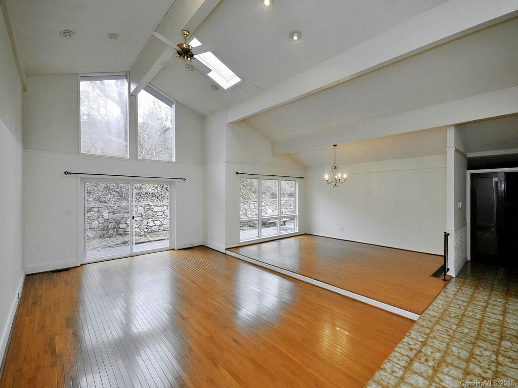 18 Ashley Road - Photo 2