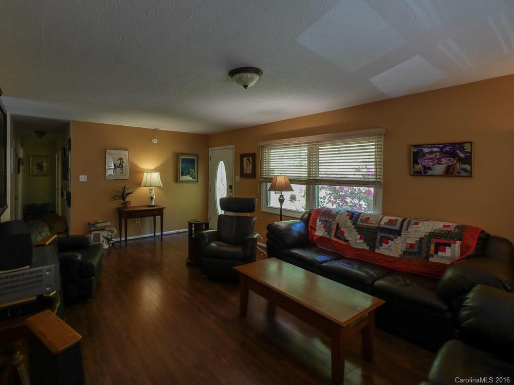 3 Woodland Court #27 - Photo 4