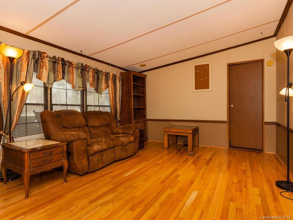 187 Fox Ridge Drive - Photo 4