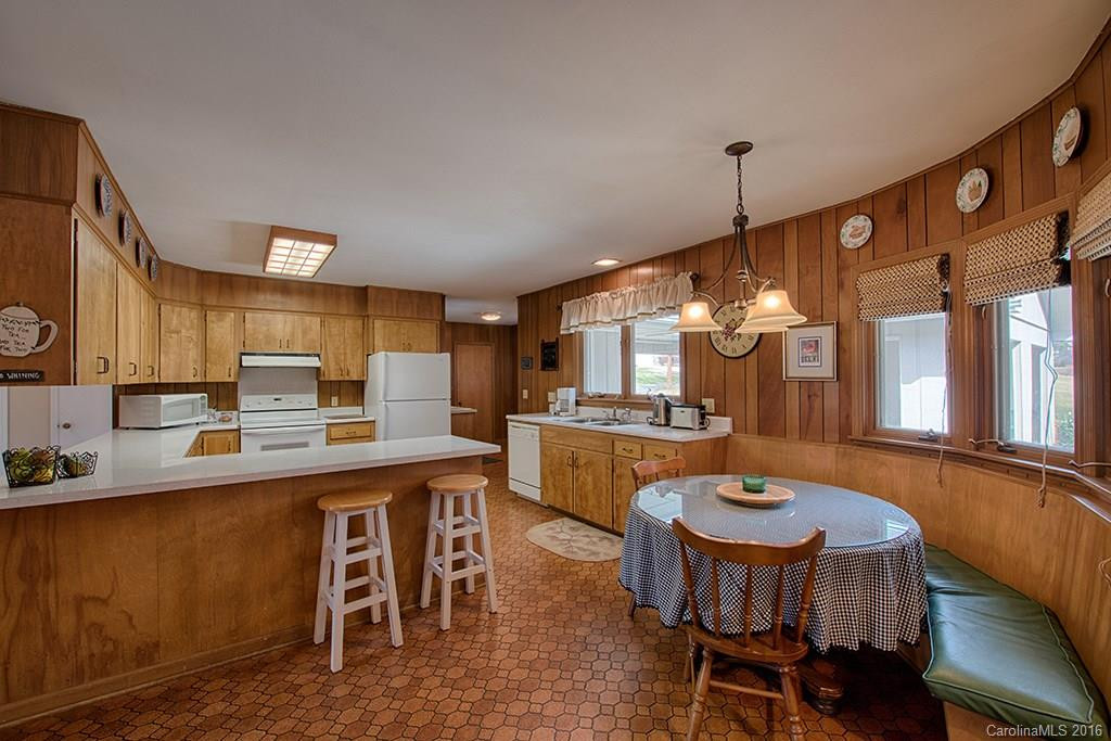 2961 Lakeshore Drive #3 - Photo 11