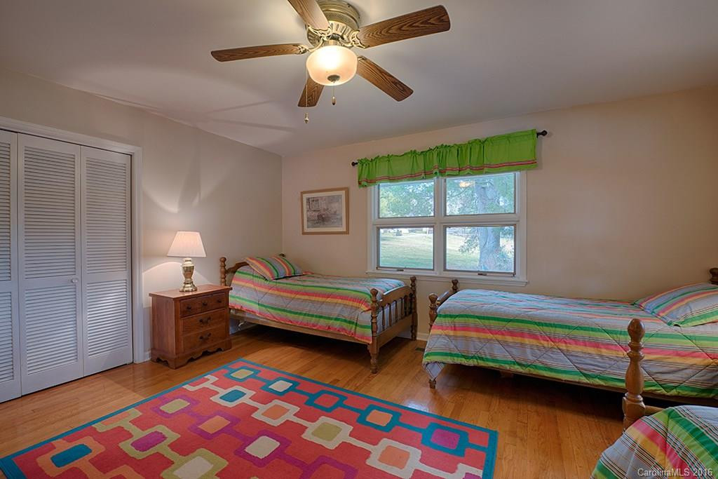 2961 Lakeshore Drive #3 - Photo 8