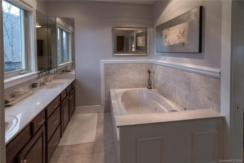 1 Wedgewood Terrace - Photo 17