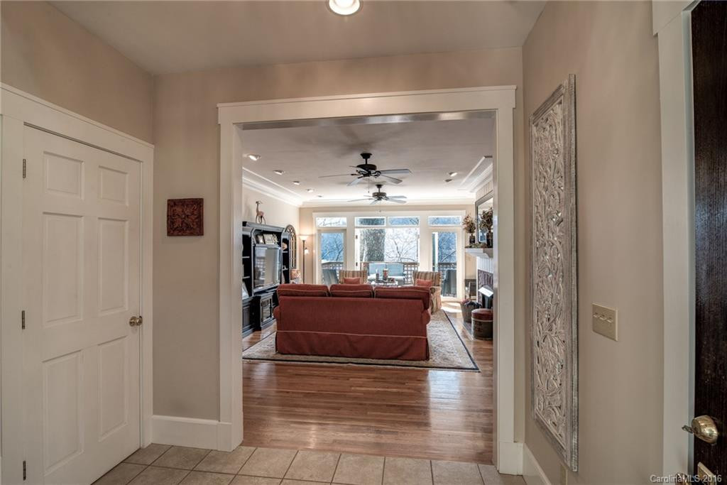 1 Wedgewood Terrace - Photo 4
