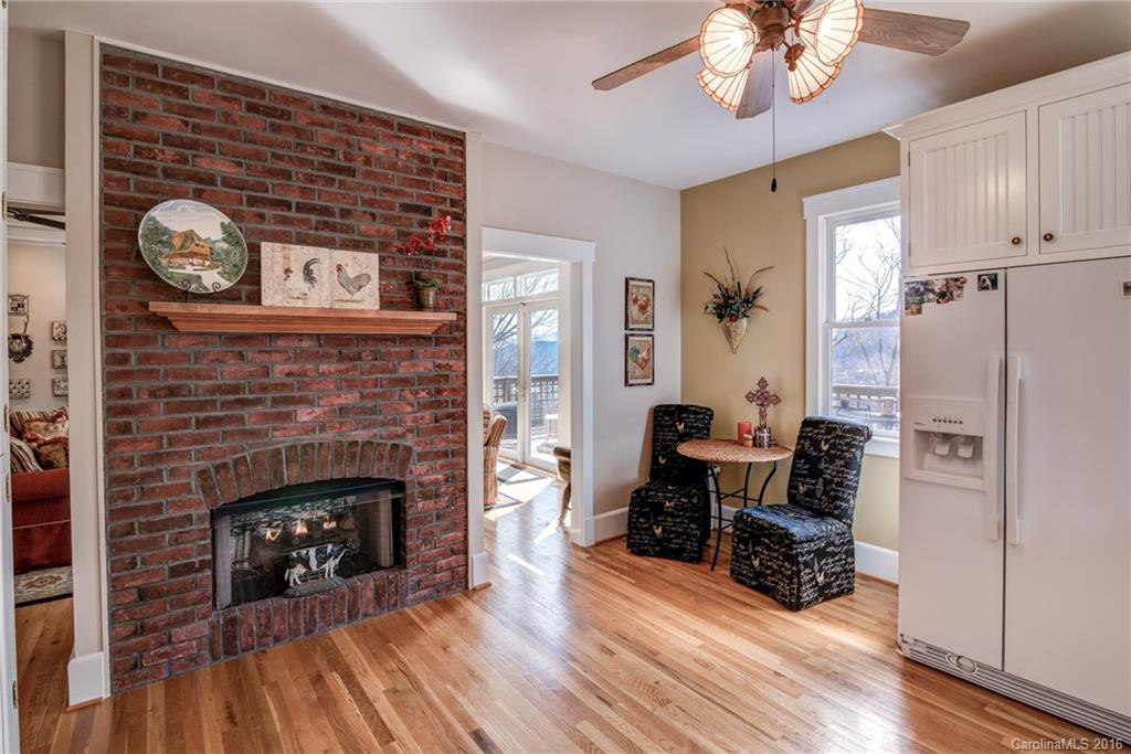 1 Wedgewood Terrace - Photo 8