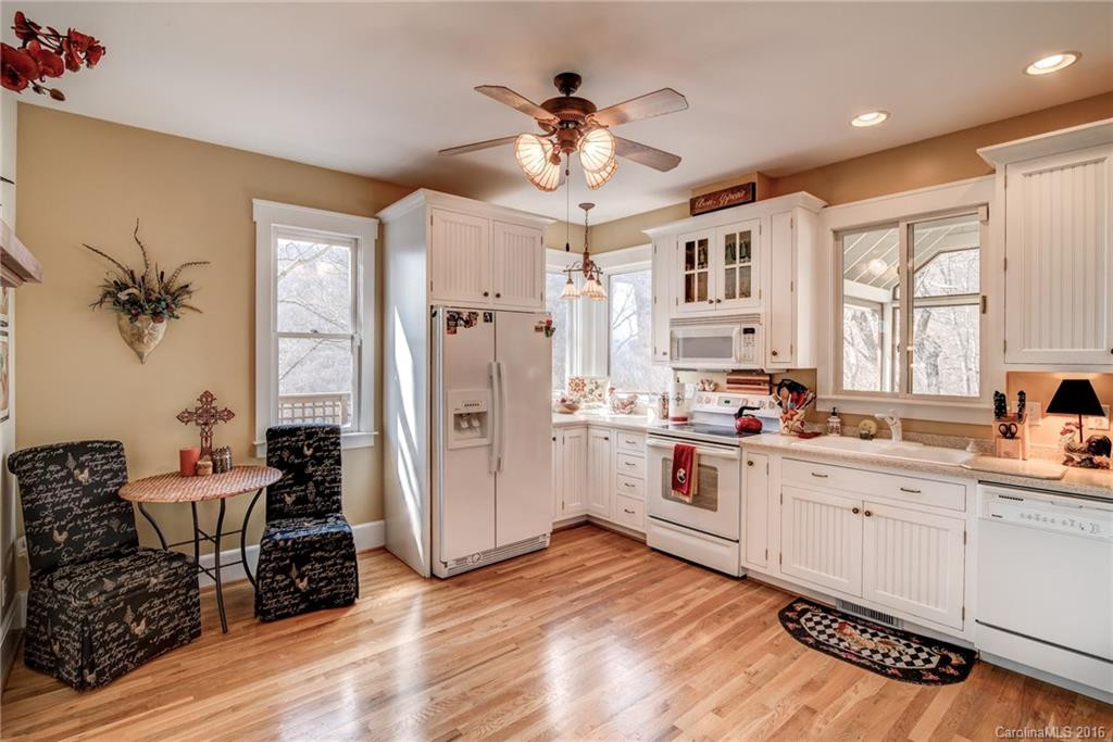 1 Wedgewood Terrace - Photo 9