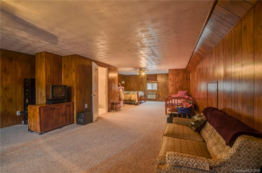 2040 Hwy 213 None - Photo 13