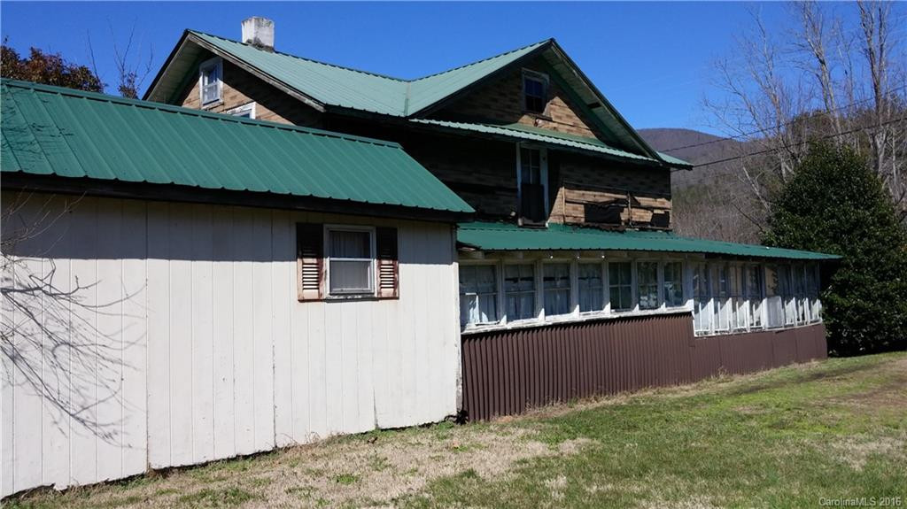 195 Lawson Street - Photo 2