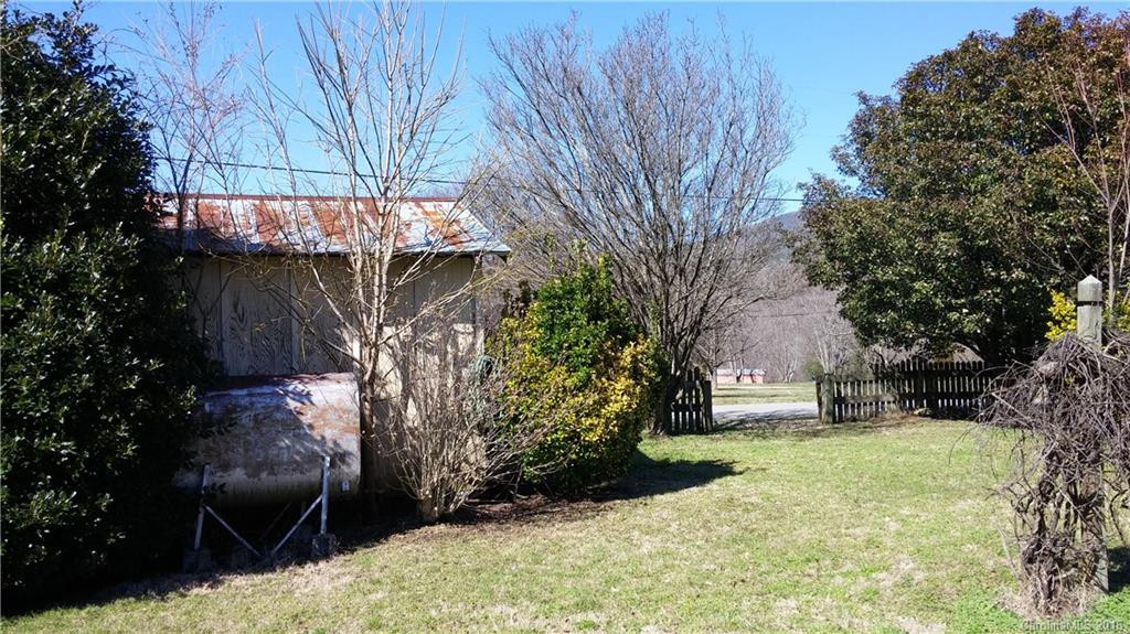 195 Lawson Street - Photo 3