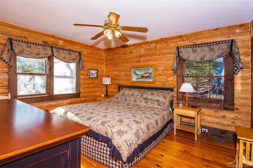 693 Unvdatlvi Court - Photo 12