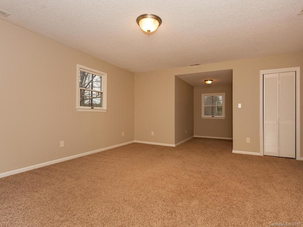 10 Forest Ridge Lane - Photo 17