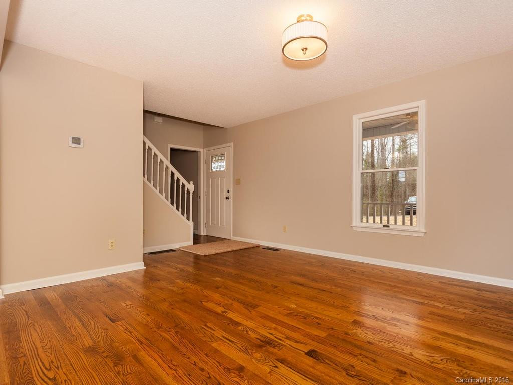 10 Forest Ridge Lane - Photo 6