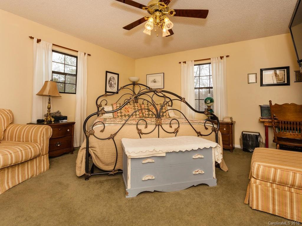 7 Denver Drive - Photo 11