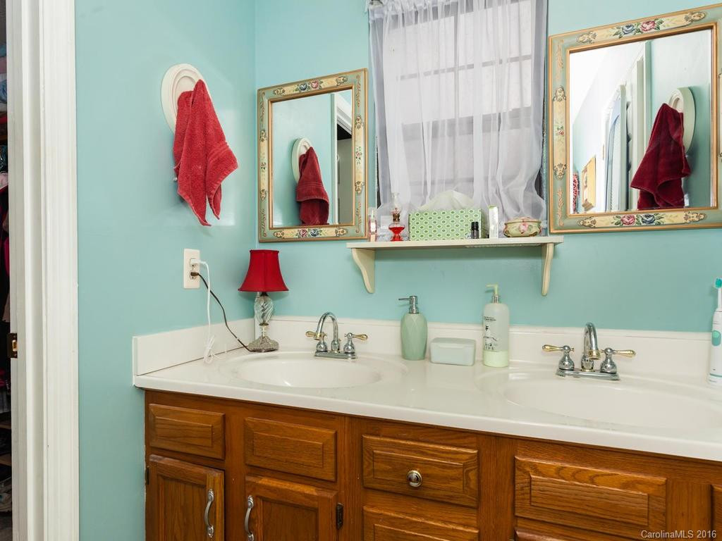 7 Denver Drive - Photo 12