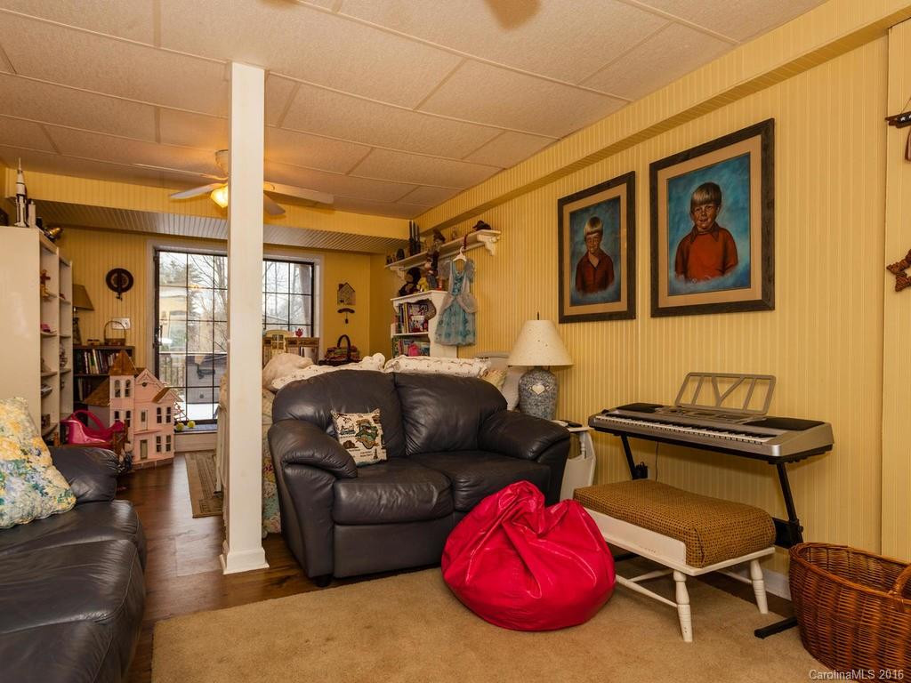 7 Denver Drive - Photo 16