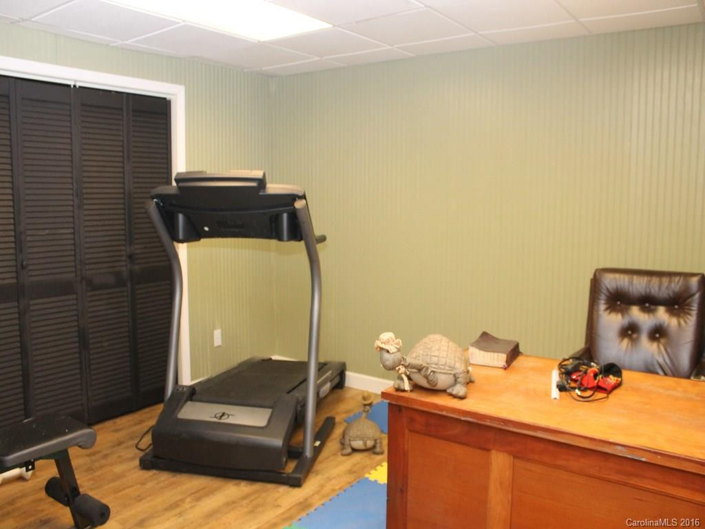128 Carriage Drive #9 - Photo 9