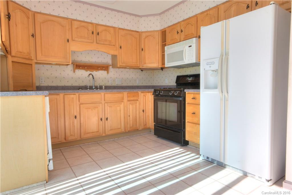 32 Silverleaf Drive #24 - Photo 3