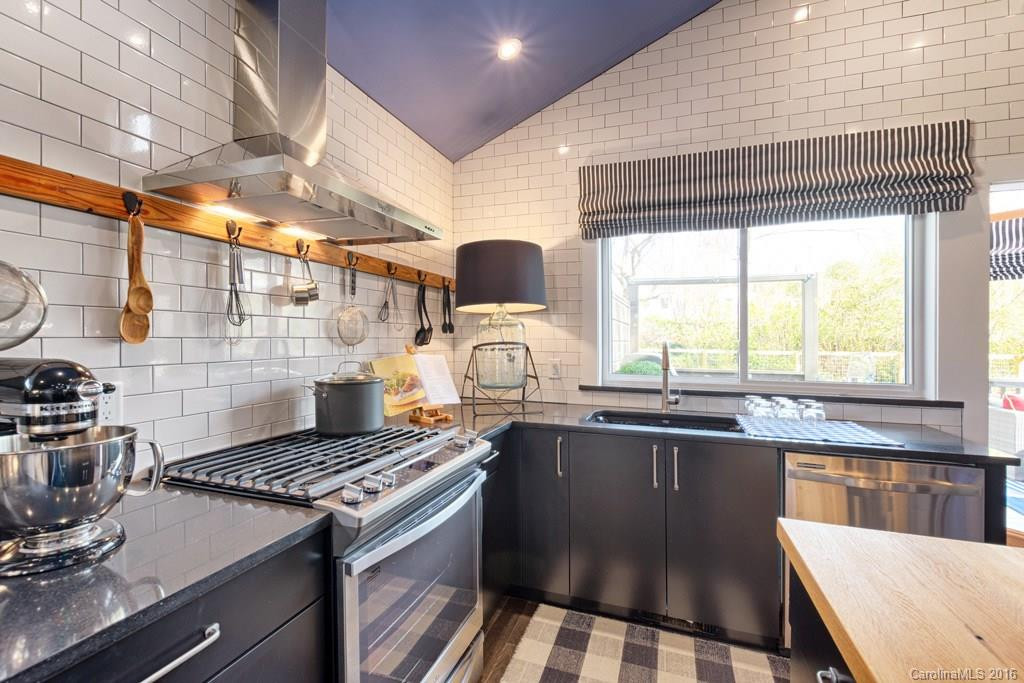 17 Russell Street - Photo 9