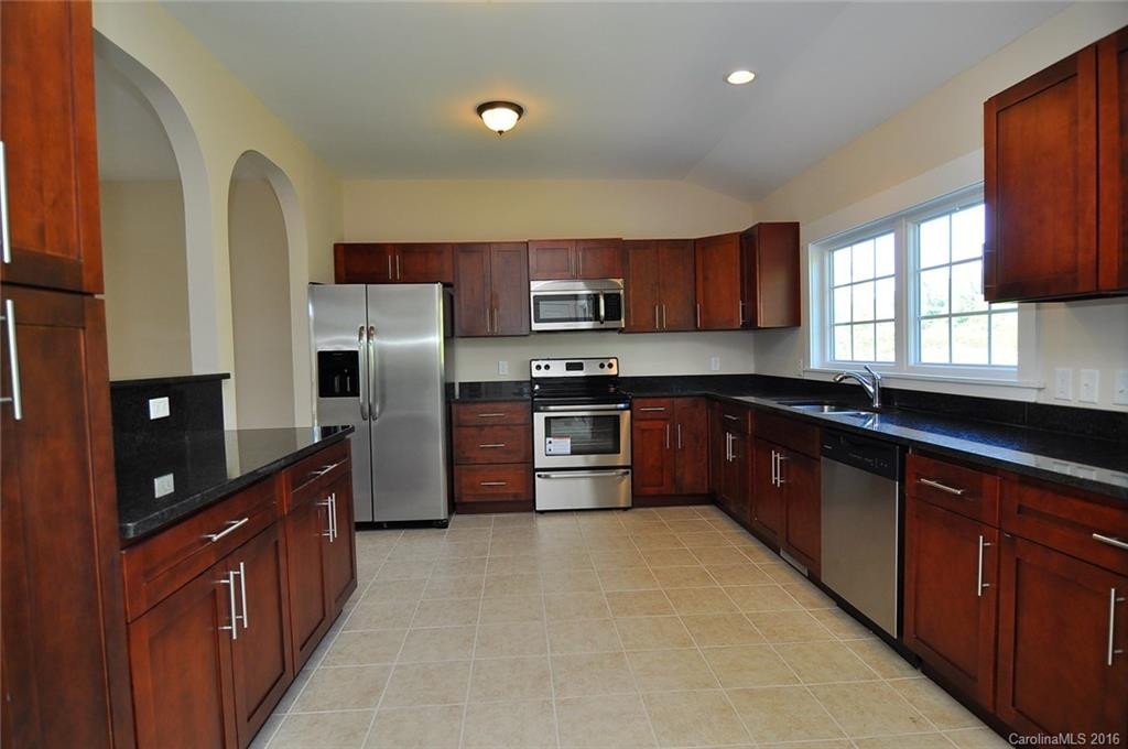 35 Walnut Springs Drive #7D - Photo 10