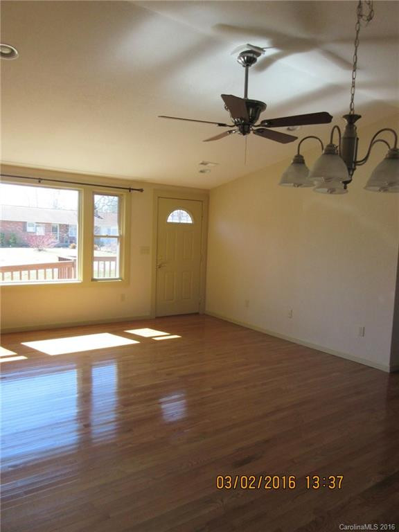 104 Cherry Street - Photo 5