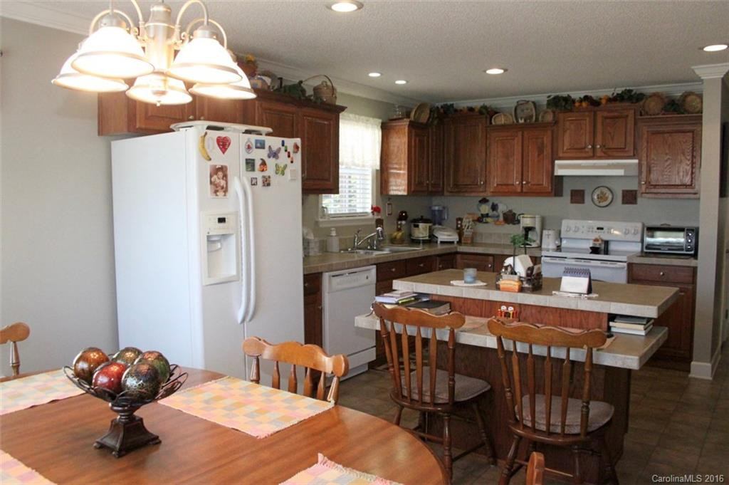 415 Dogwood Road - Photo 3
